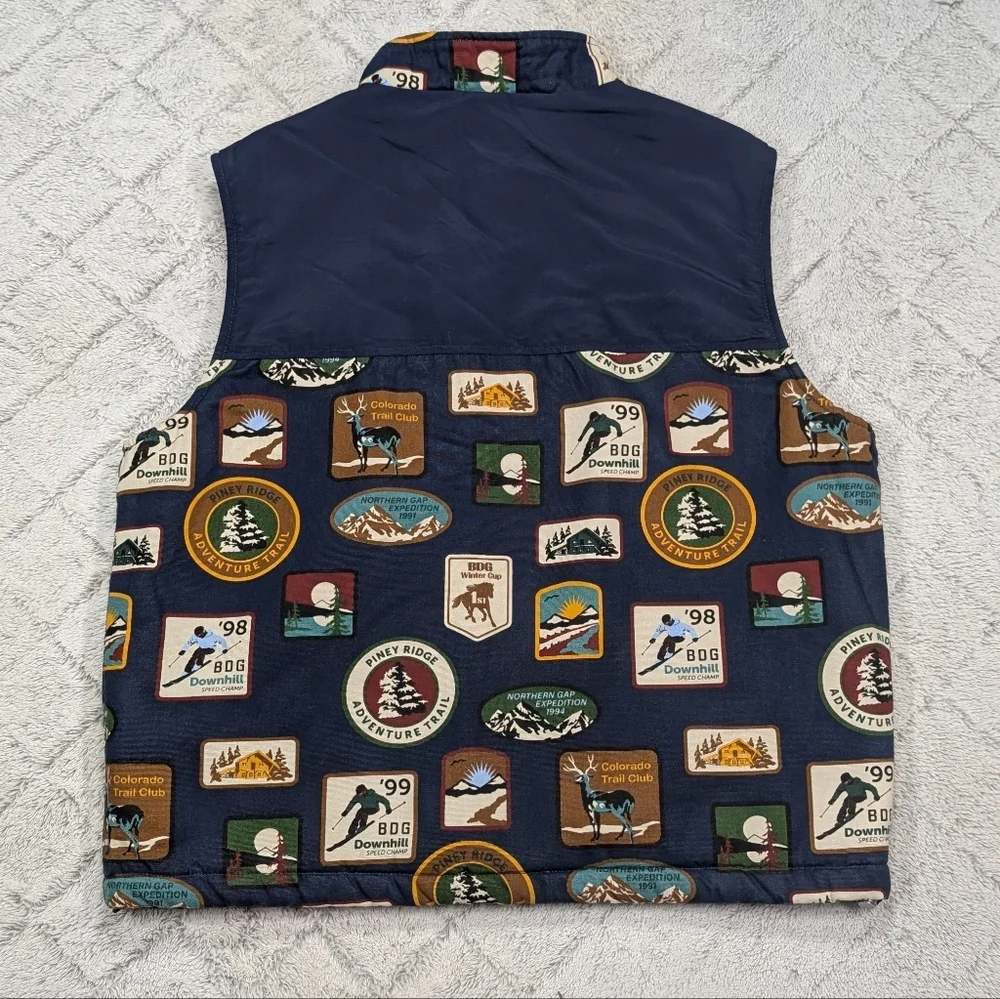 BDG Vest Jacket Mens L Blue Blocked Mock Ski Travel Patches Retro Sherpa Lined
